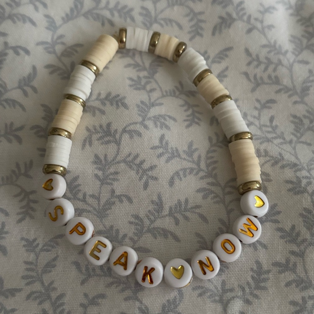 Taylor Swift “SPEAK NOW” friendship bracelet